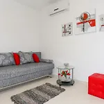 Apartment By The Sea Tribunj, Vodice - 15233 Tribunj (Sibenik-Knin)