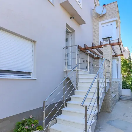 Διαμέρισμα By The Sea Tribunj, Vodice - 15233 Tribalj